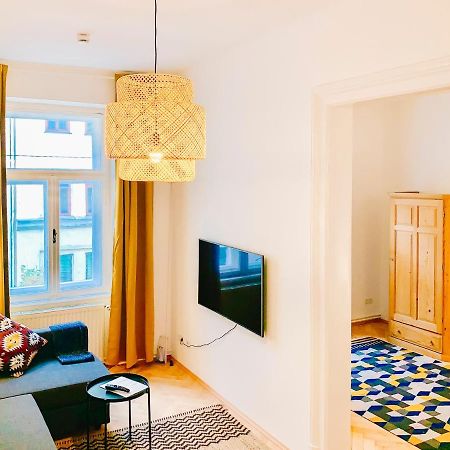 Contemporary City Apartment - By Nahuen Suites Štýrský Hradec Exteriér fotografie