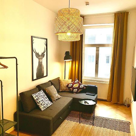 Contemporary City Apartment - By Nahuen Suites Štýrský Hradec Exteriér fotografie
